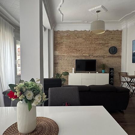 Amazing Cozy Apartment Super Central Valencia Luaran gambar
