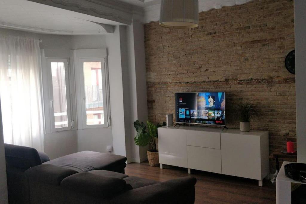 Amazing Cozy Apartment Super Central Valencia Luaran gambar
